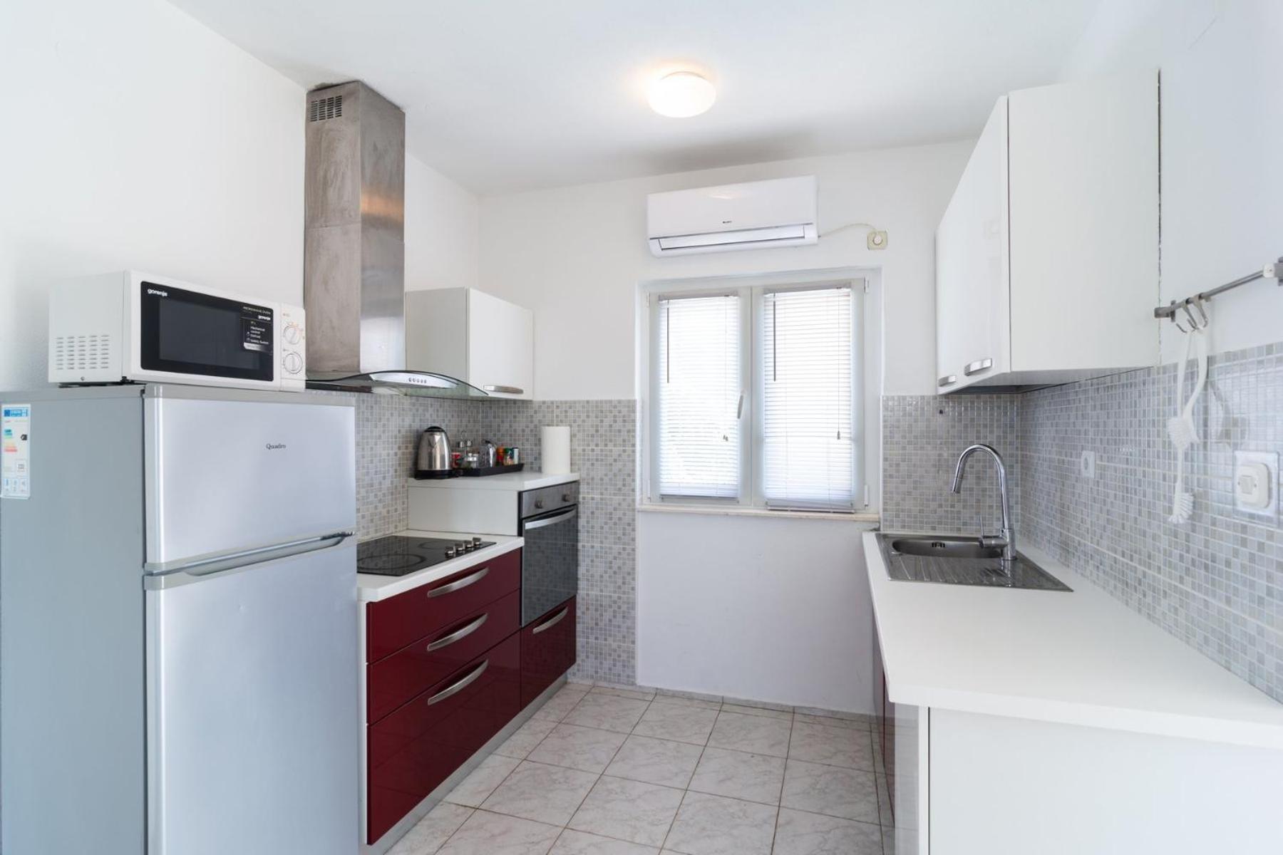 מילנה Sea-Views Brazza Apartments With Private Pool מראה חיצוני תמונה