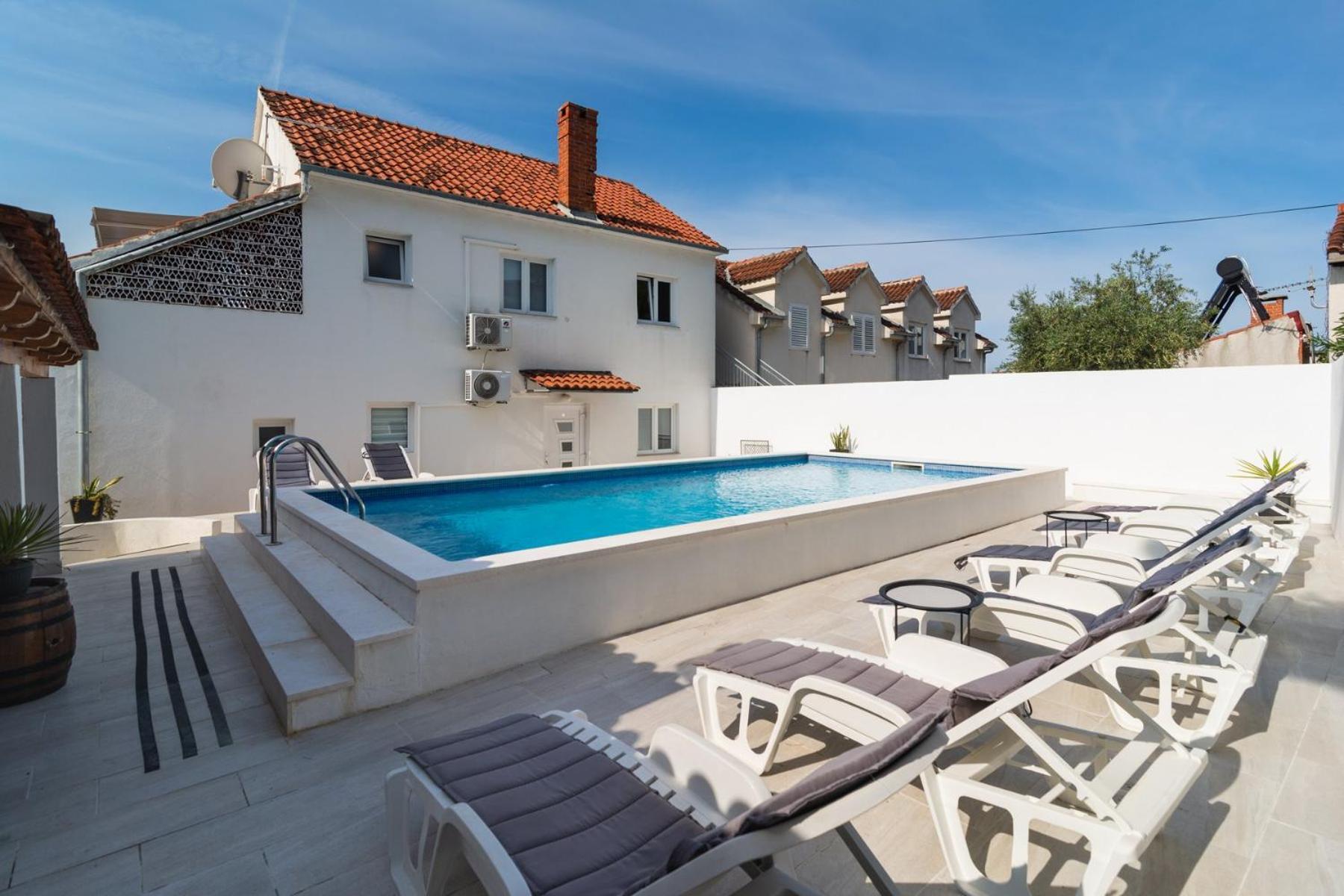 מילנה Sea-Views Brazza Apartments With Private Pool מראה חיצוני תמונה