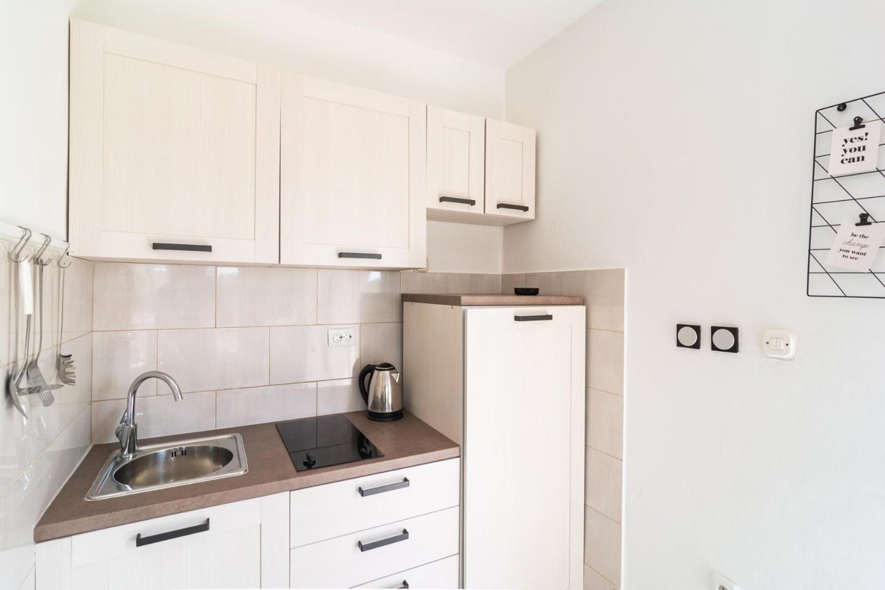 מילנה Sea-Views Brazza Apartments With Private Pool מראה חיצוני תמונה